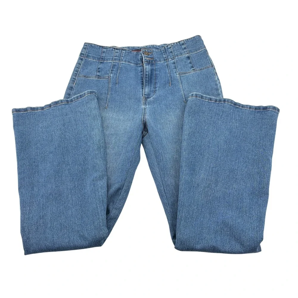 No Boundaries Womens High Rise Flare Jeans Blue Denim Size 13‎ y2K